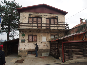 Kenangan Balkan dan Greece 12H10M, Mac 2016 49 Sarajevo War Tunnel : dimana satu terowong dibina diwaktu perang untuk melepasi kepongan tentera Serb ke atas Sarajevo